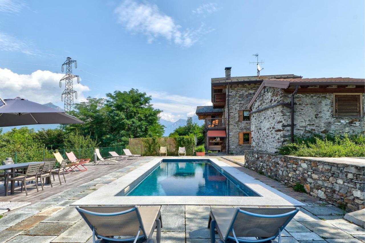 Chalet Con Piscina E Vista Panoramica Colico Exterior foto