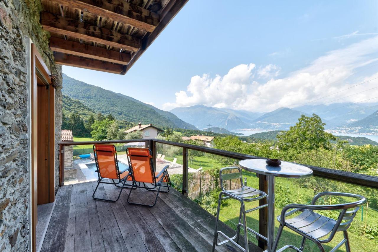 Chalet Con Piscina E Vista Panoramica Colico Exterior foto